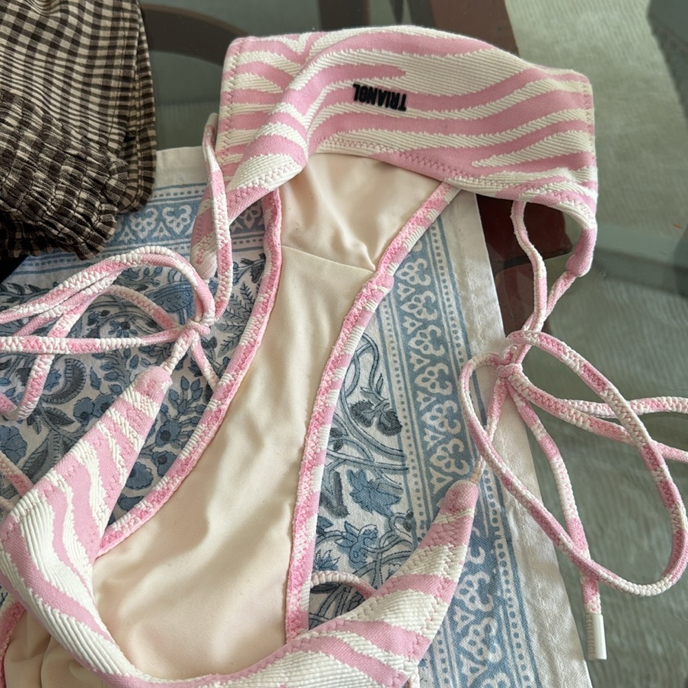Triangl Zebra Punch Vinca Bikini TOP and BOTTOM - Picture 5 of 6